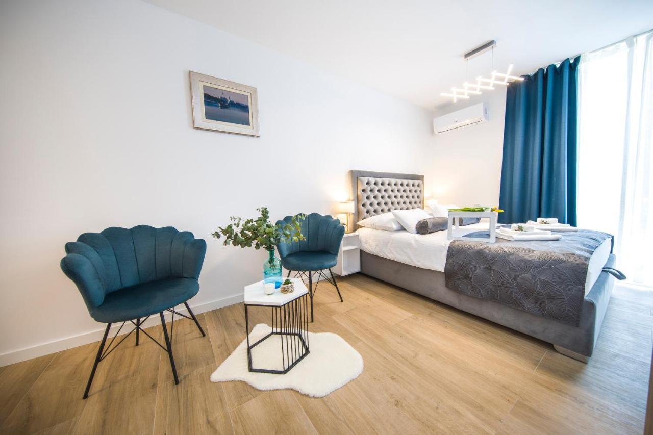 Apartament Rc *